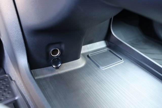 New 2026 Toyota Sienna XSE image 25