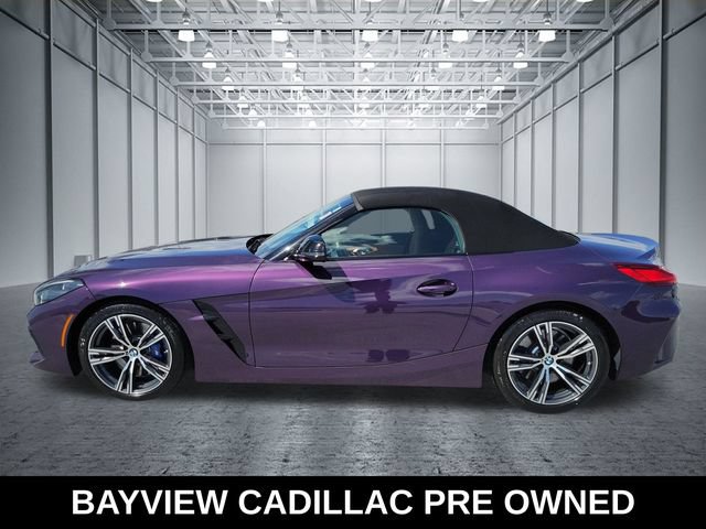 Used 2025 BMW Z4 M40i w/ Premium Package RWD image 2