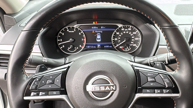 Certified 2025 Nissan Altima 2.5 SR AWD/4WD image 11