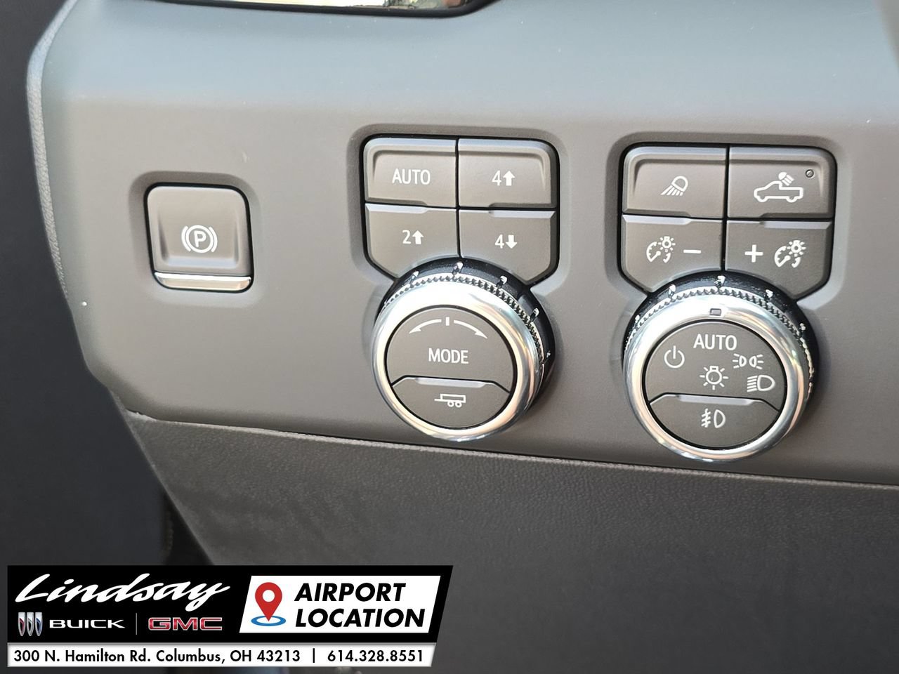 New 2026 GMC Sierra 1500 AT4 w/ AT4 Premium Package AWD/4WD image 19