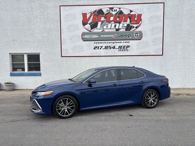 Used 2024 Toyota Camry XLE image 1