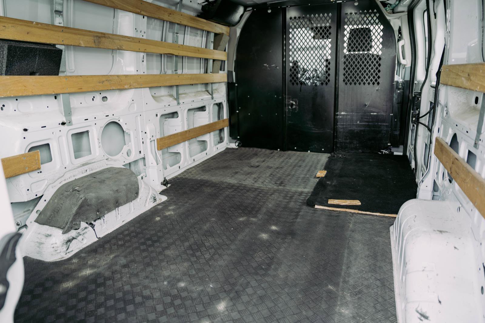 Used 2019 Ford Transit 250 130 Low Roof w/ Exterior Upgrade Package image 13