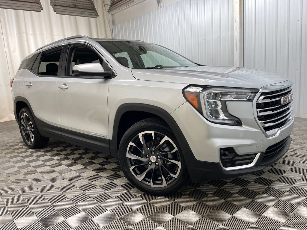Used 2022 GMC Terrain SLT w/ Infotainment Package II AWD/4WD image 50