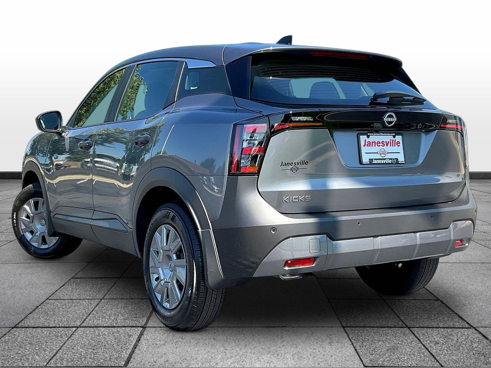Certified 2026 Nissan Kicks S FWD image 5