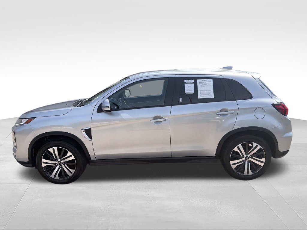 Used 2026 Mitsubishi Outlander Sport SE AWD/4WD image 2