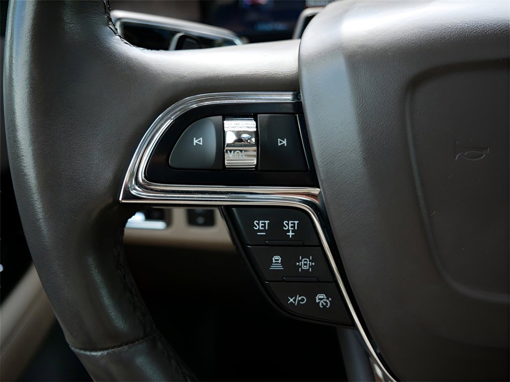 Used 2023 Lincoln Navigator Reserve image 19