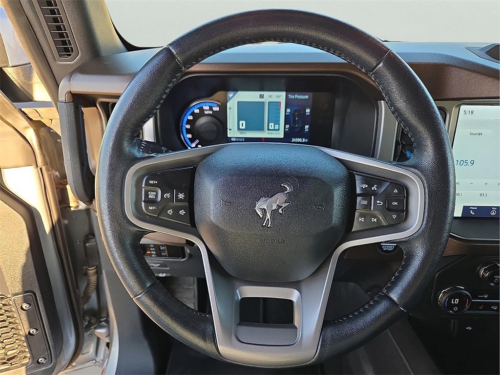 Used 2023 Ford Bronco Outer Banks image 16