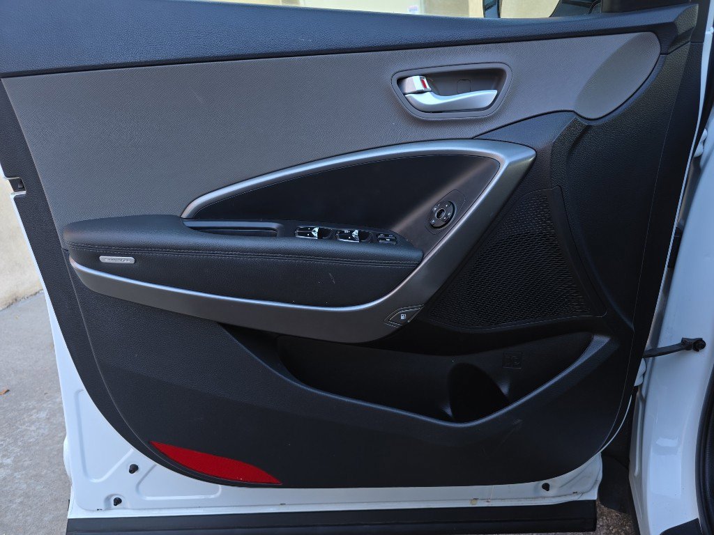 Used 2018 Hyundai Santa Fe Sport image 22