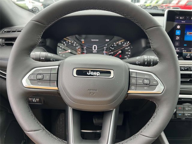 New 2025 Jeep Compass Limited w/ Sun & Sound Group image 16