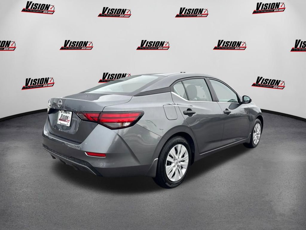 Used 2025 Nissan Sentra S image 5