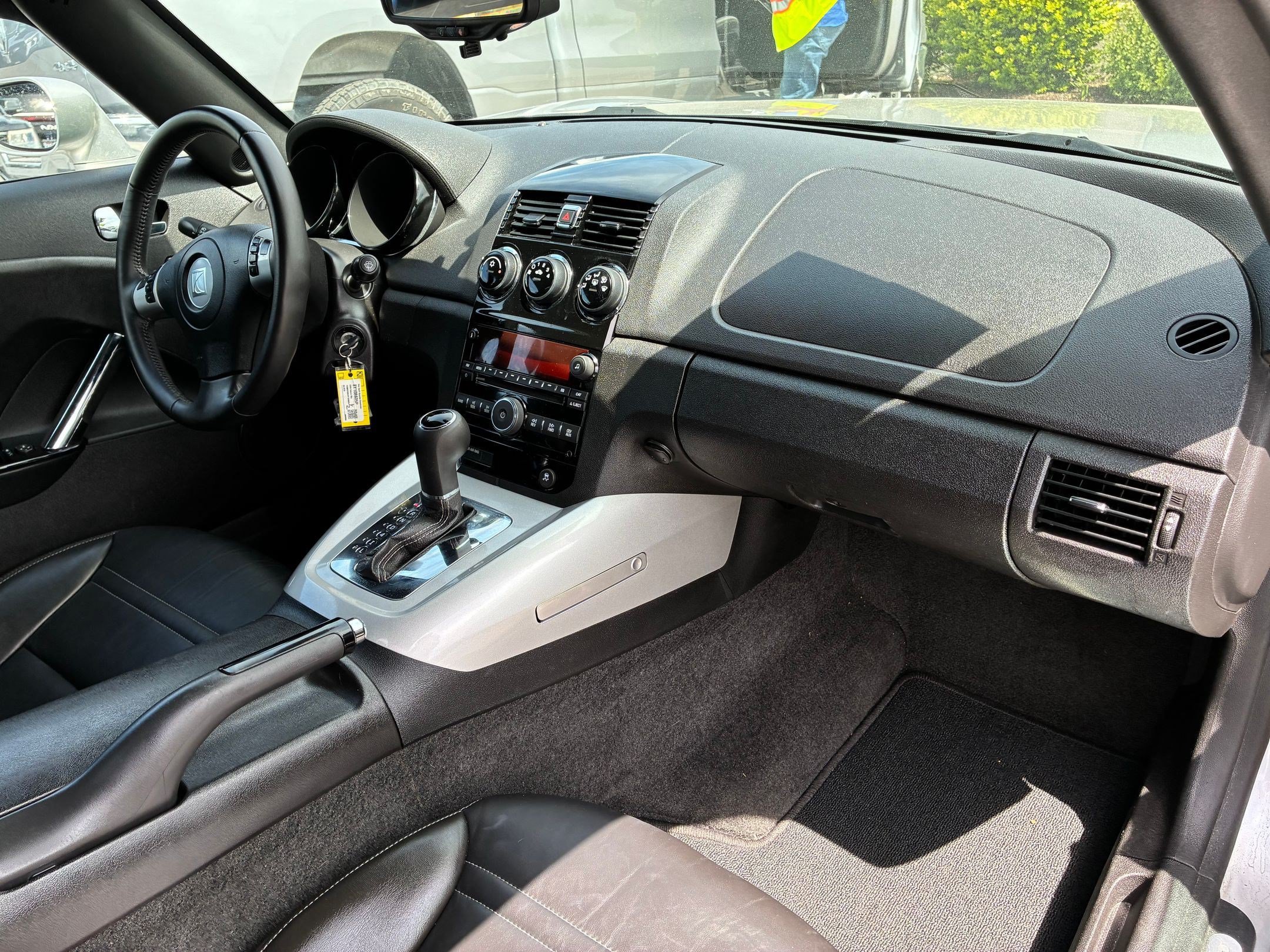 Used 2008 Saturn Sky w/ Premium Trim Package RWD image 26