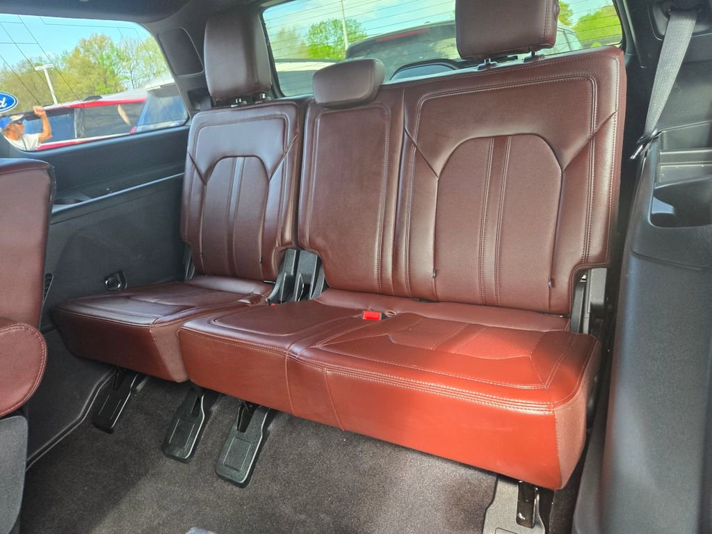 Used 2023 Ford Expedition Limited RWD image 9