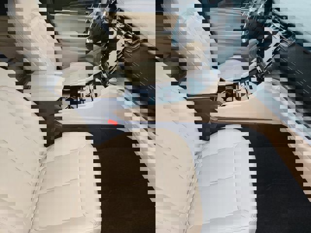 Used 2024 Jeep Grand Cherokee Limited image 15