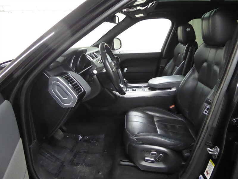 Used 2014 Land Rover Range Rover Sport HSE AWD/4WD image 21