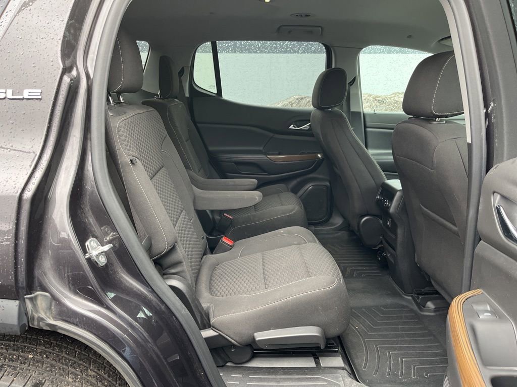 Used 2019 GMC Acadia SLE w/ Driver Alert Package I image 3
