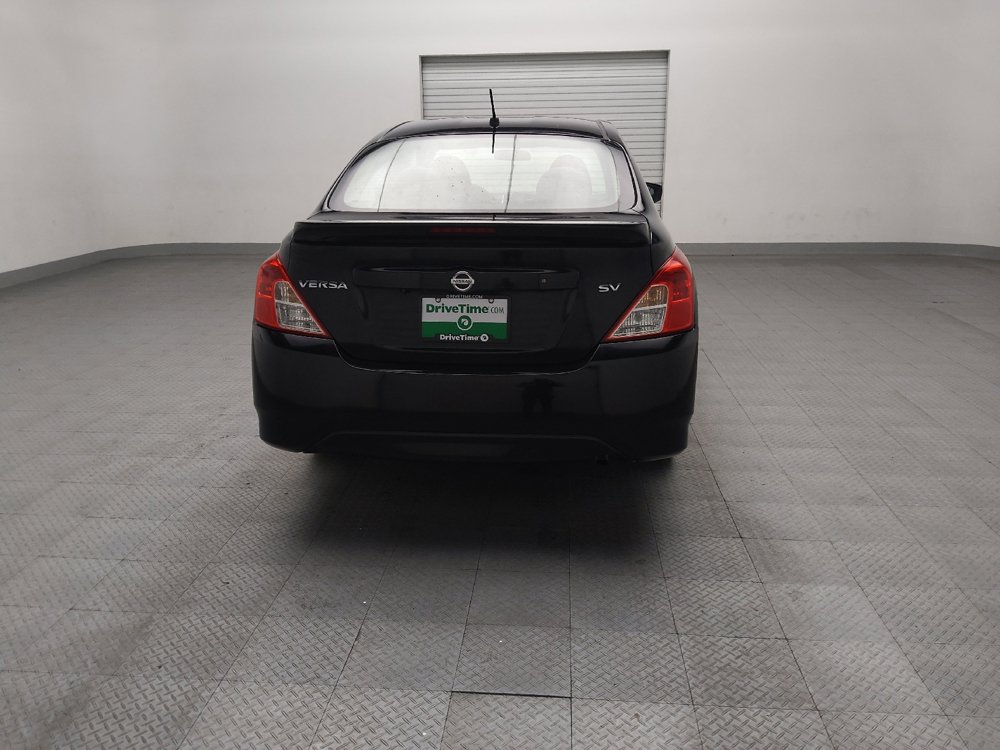 Used 2019 Nissan Versa SV FWD image 7