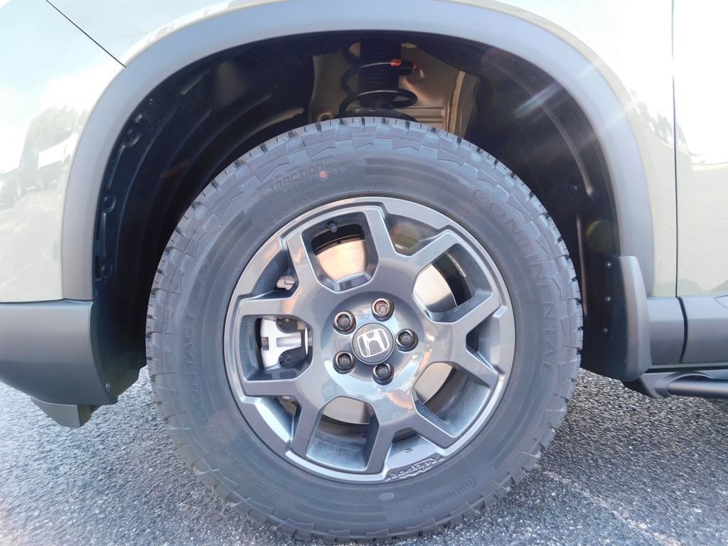 New 2026 Honda Pilot TrailSport image 11