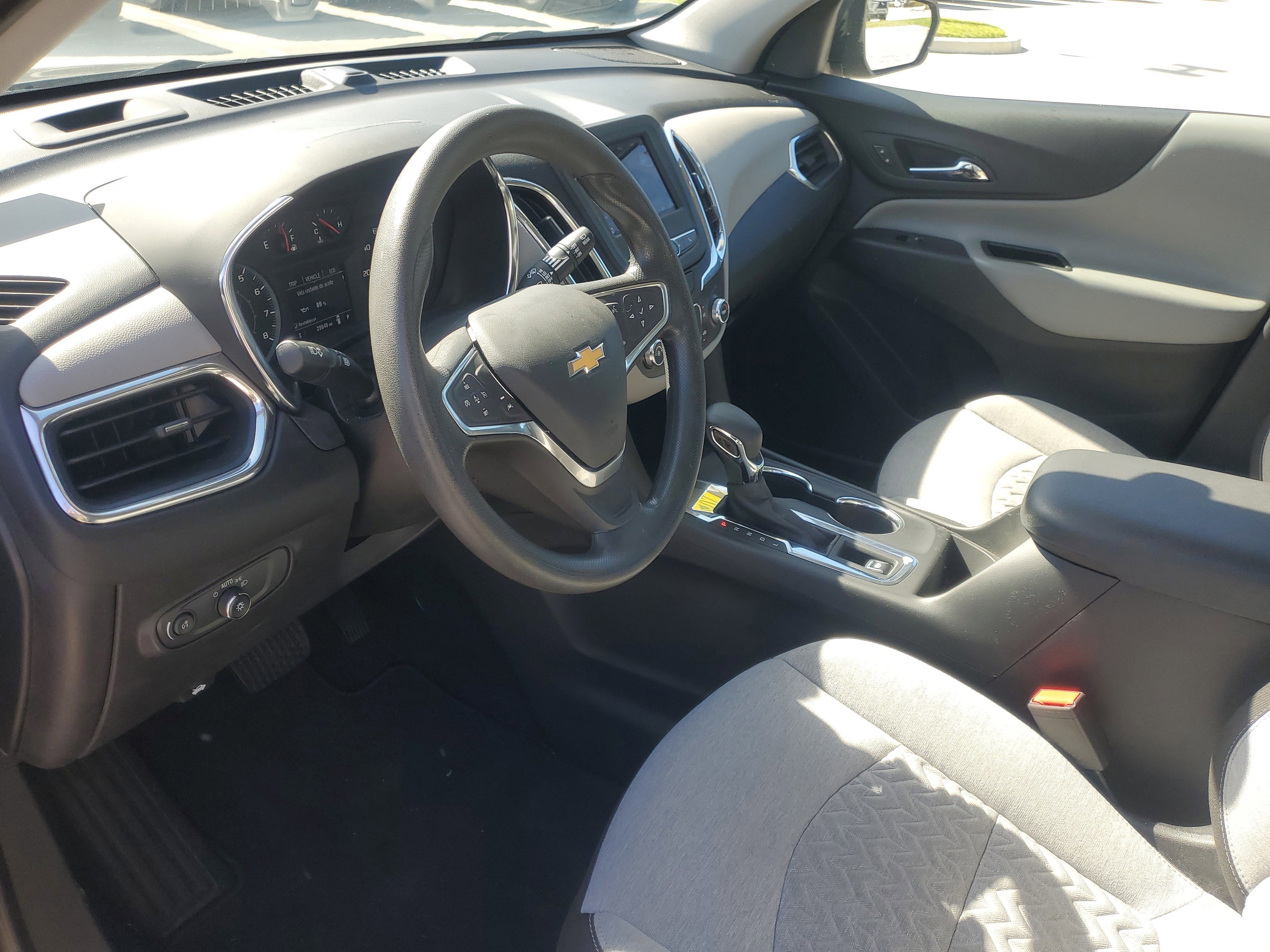 Used 2023 Chevrolet Equinox LS image 15