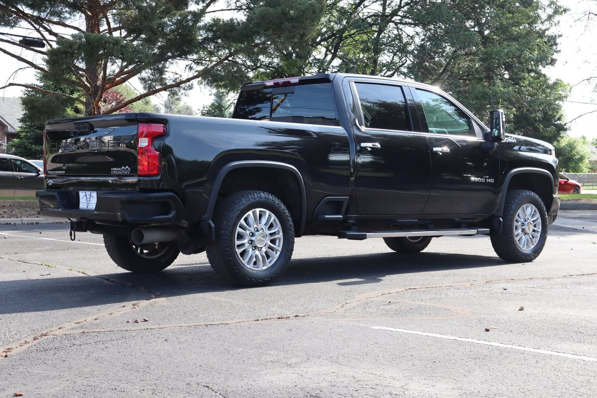 Used 2022 Chevrolet Silverado 3500 High Country w/ Safety Package II AWD/4WD image 5