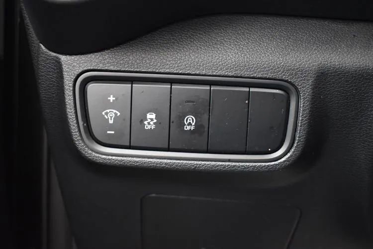 Used 2025 Kia Soul LX w/ LX Technology Package FWD image 22