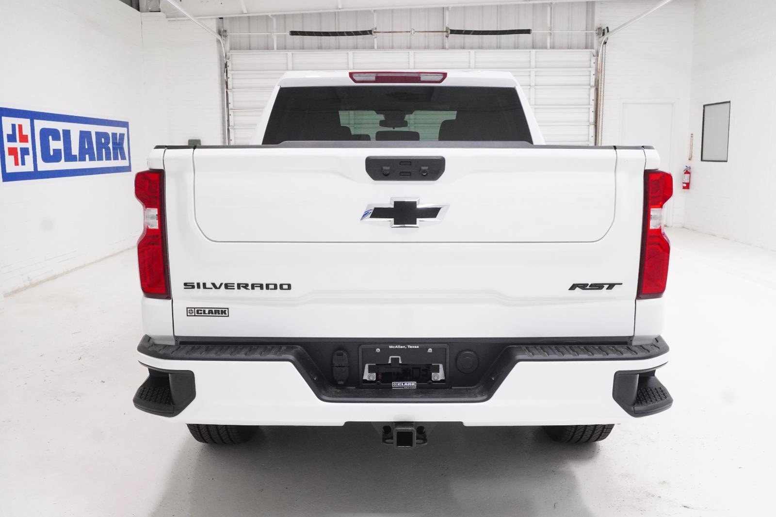 New 2026 Chevrolet Silverado 1500 RST w/ LPO, Dark Essentials Package RWD image 27