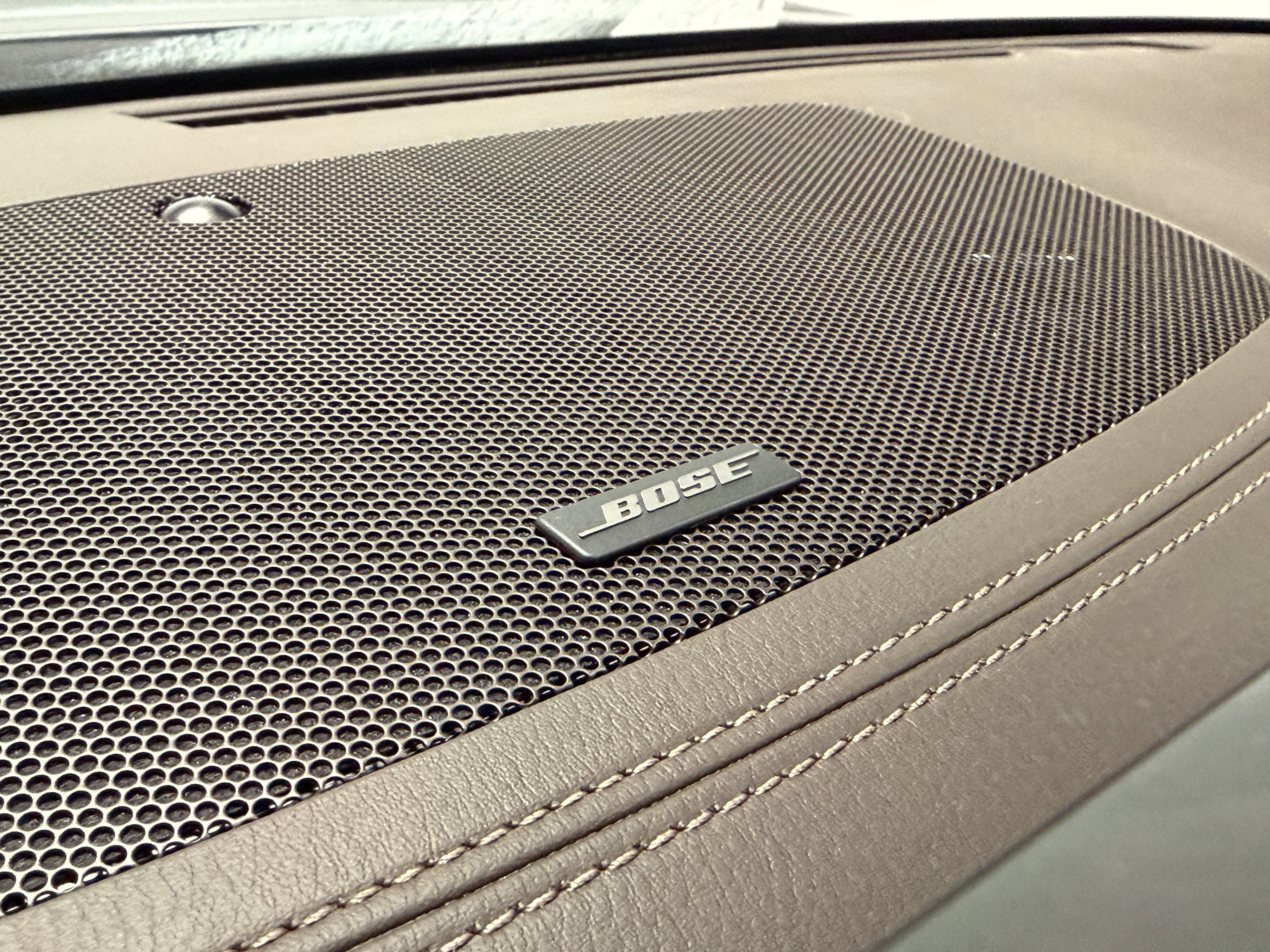 Used 2024 Nissan Armada Platinum w/ Captain's Chairs Package image 9