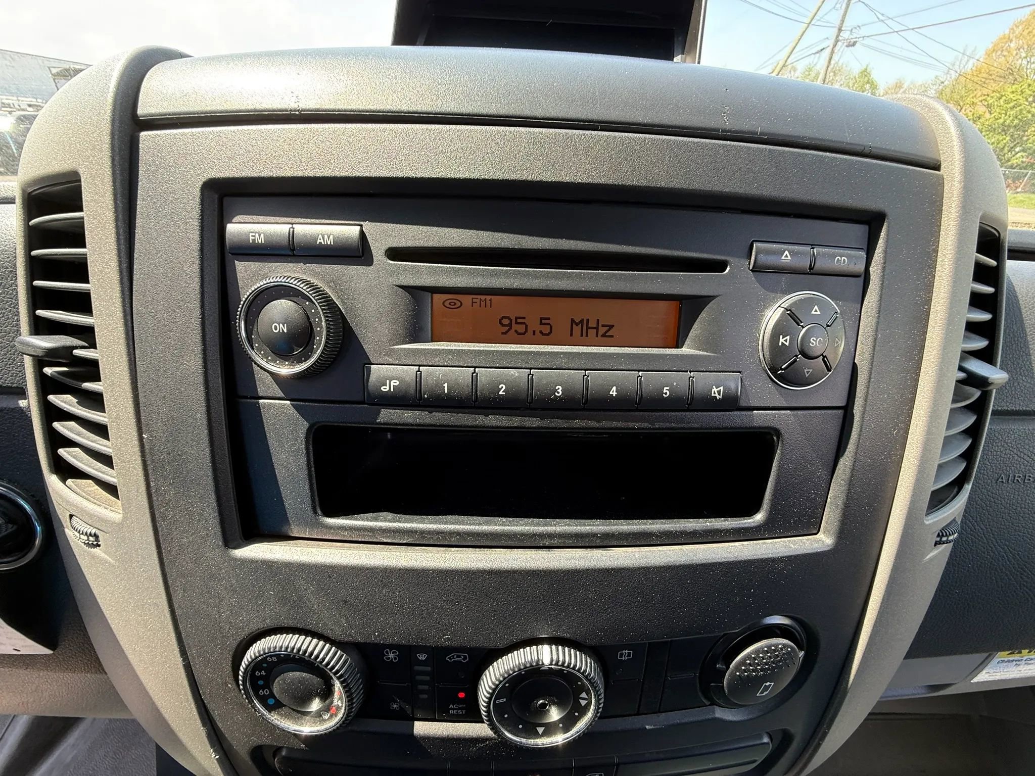 Used 2007 Dodge Sprinter 2500 image 6