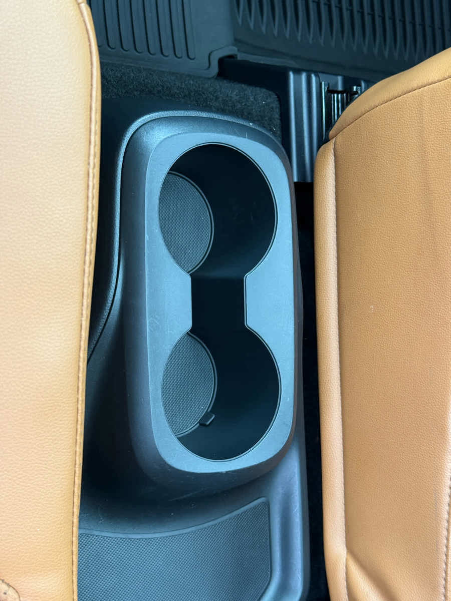 Used 2024 Toyota Highlander Platinum image 34