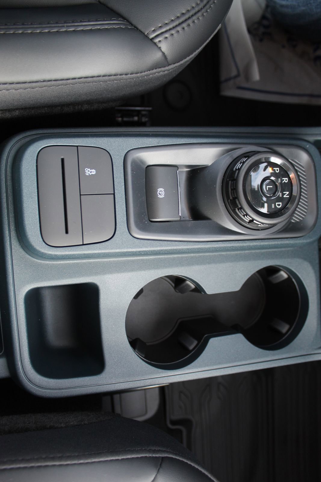 New 2026 Ford Maverick Lariat w/ Black Appearance Package image 33