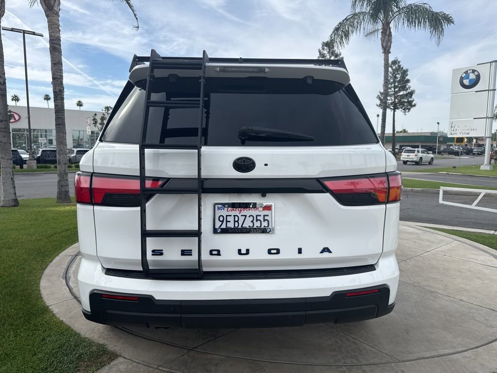 Used 2023 Toyota Sequoia SR5 w/ SR5 Premium Package AWD/4WD image 4