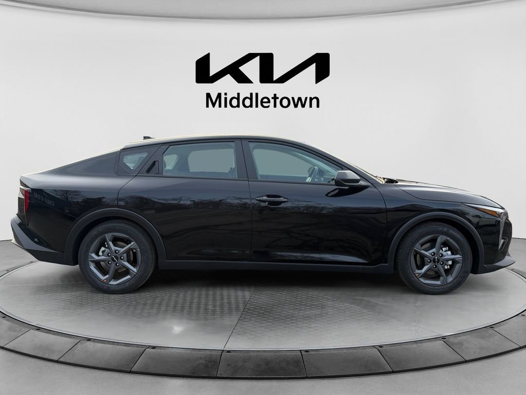 New 2026 Kia K4 LXS image 6