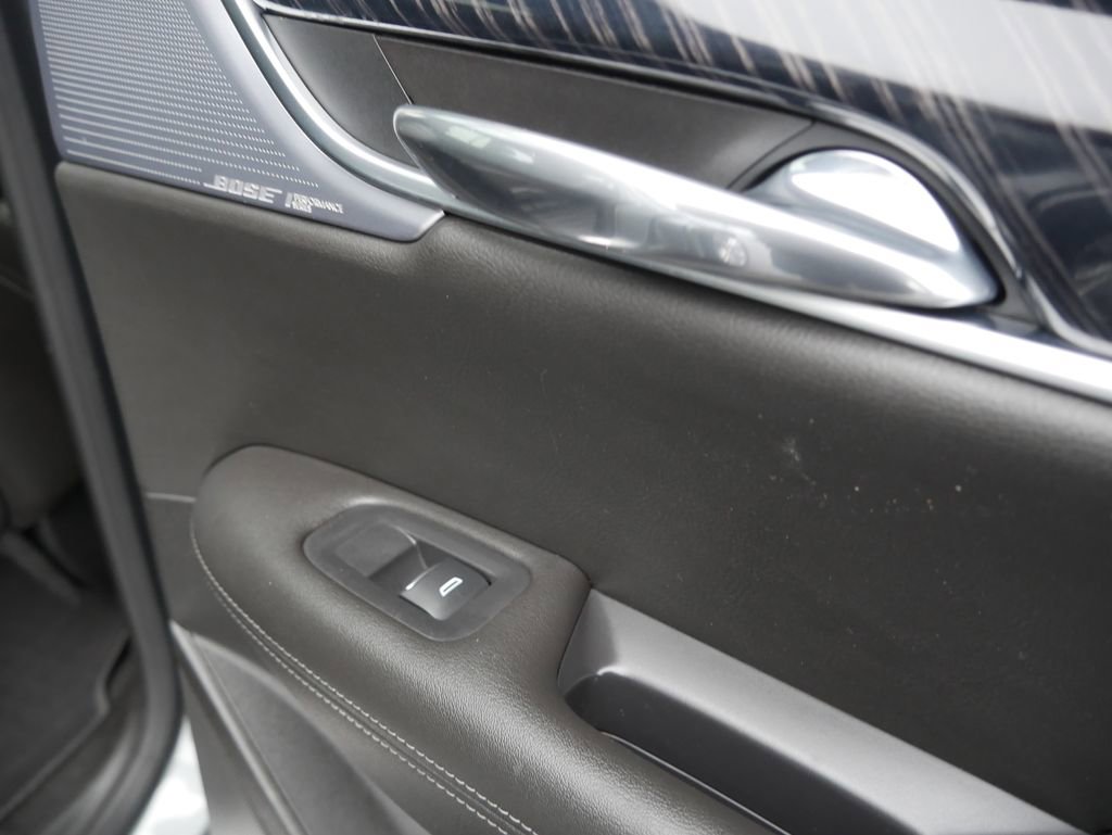 Used 2024 Cadillac XT6 Premium Luxury w/ Technology Package image 29