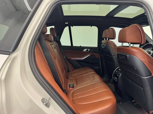 Used 2022 BMW X5 sDrive40i w/ M Sport Package RWD image 20