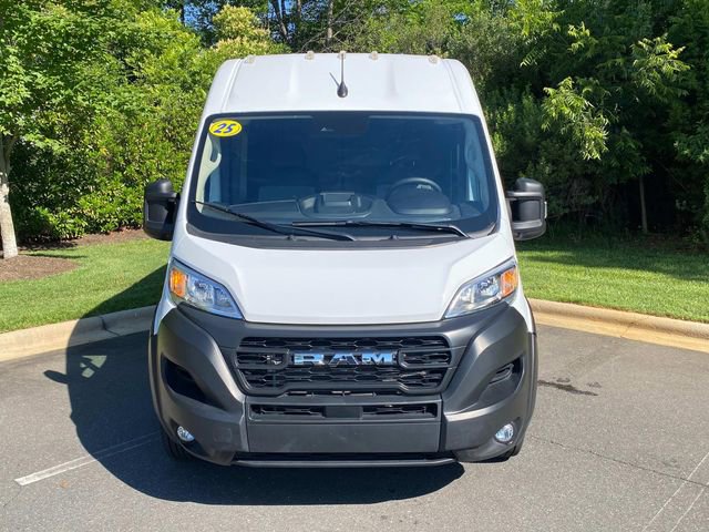 Used 2025 RAM ProMaster 2500 w/ Convenience Group FWD image 2