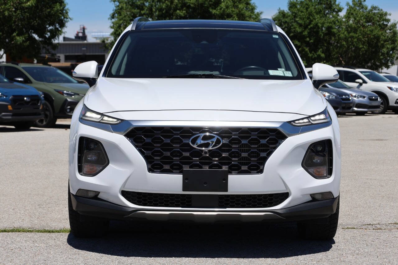 Used 2019 Hyundai Santa Fe FWD image 2