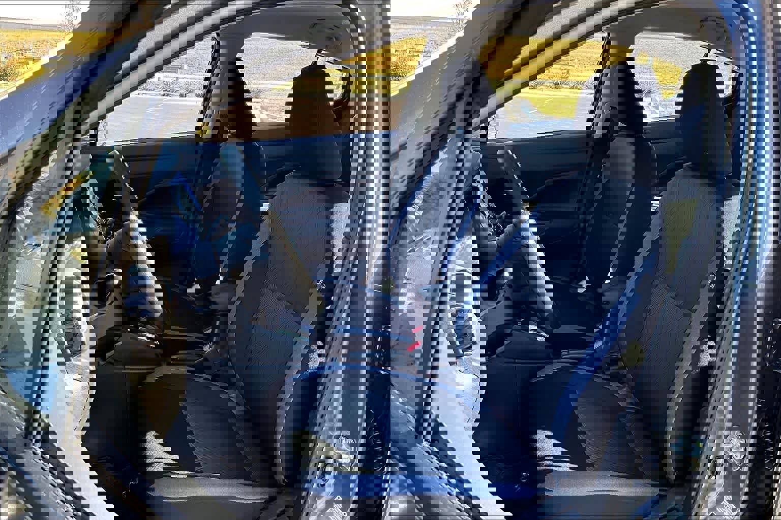 New 2025 Nissan Versa SV w/ Trunk Package image 9