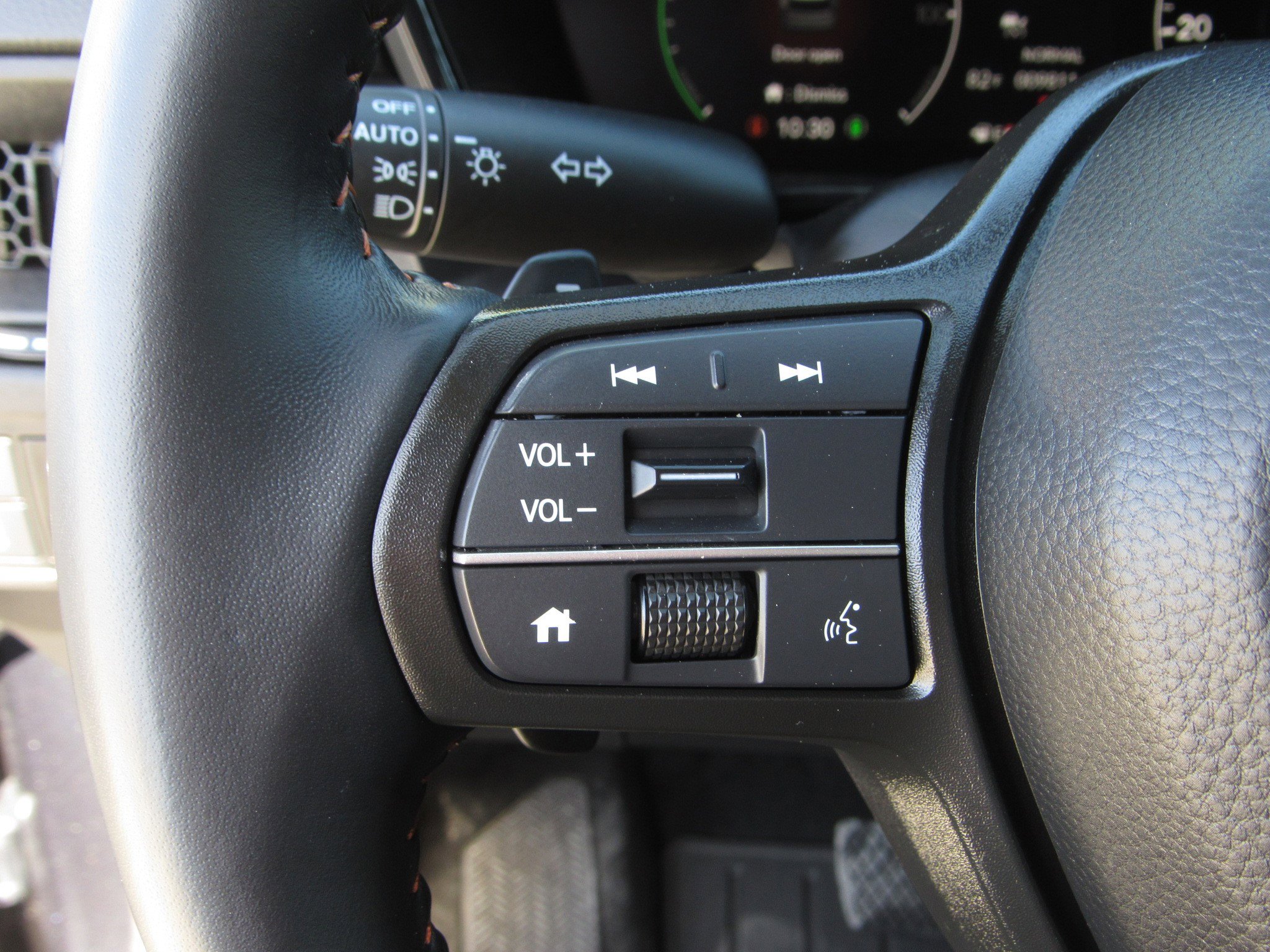 Used 2025 Honda CR-V Sport-L image 27