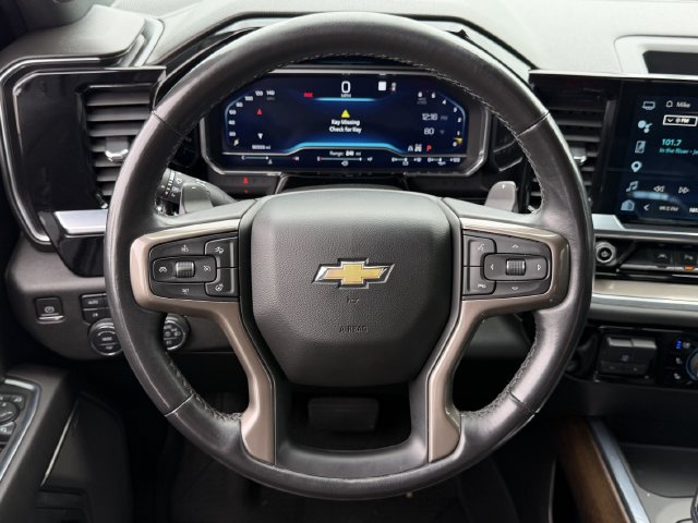 Used 2022 Chevrolet Silverado 1500 High Country w/ High Country Premium Package AWD/4WD image 13