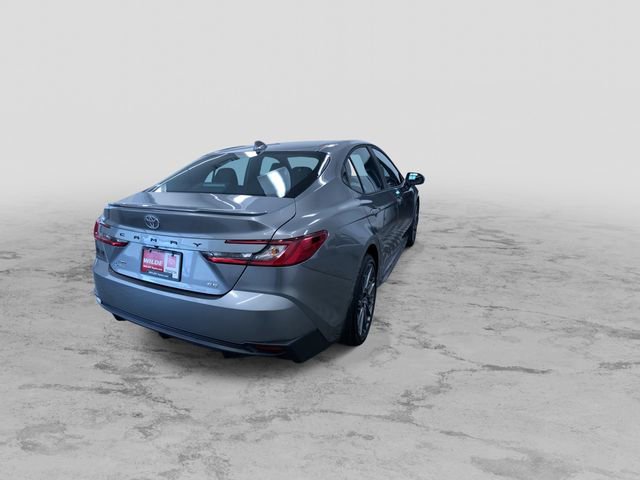 Used 2026 Toyota Camry SE image 11