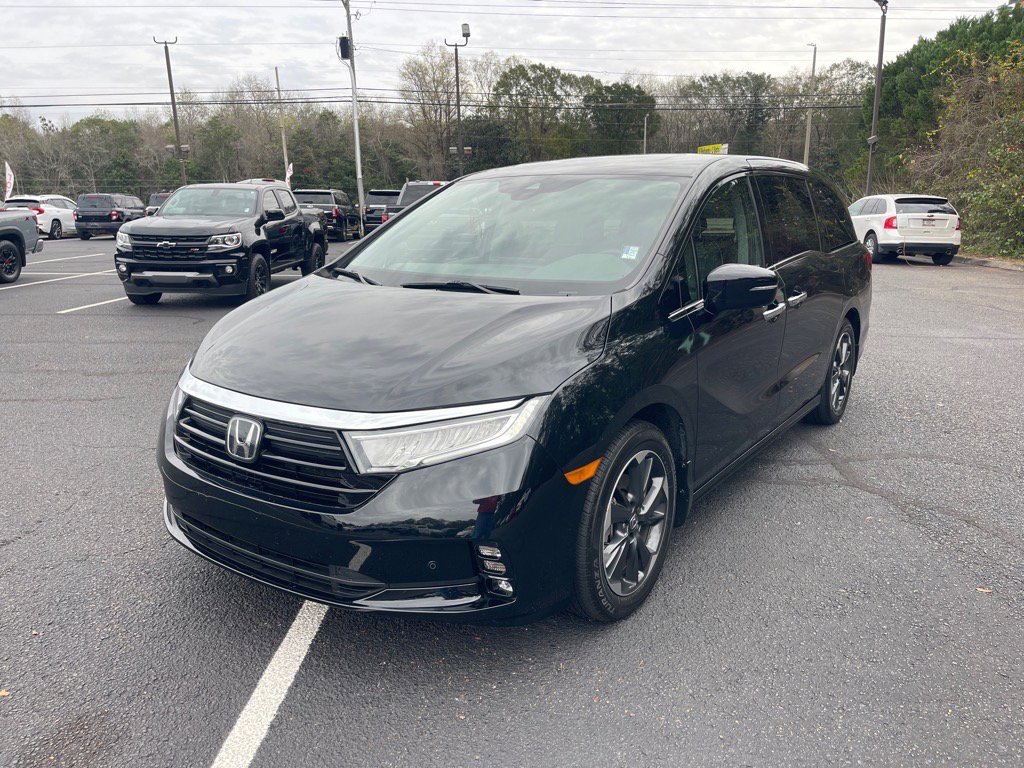 Used 2024 Honda Odyssey Elite image 3
