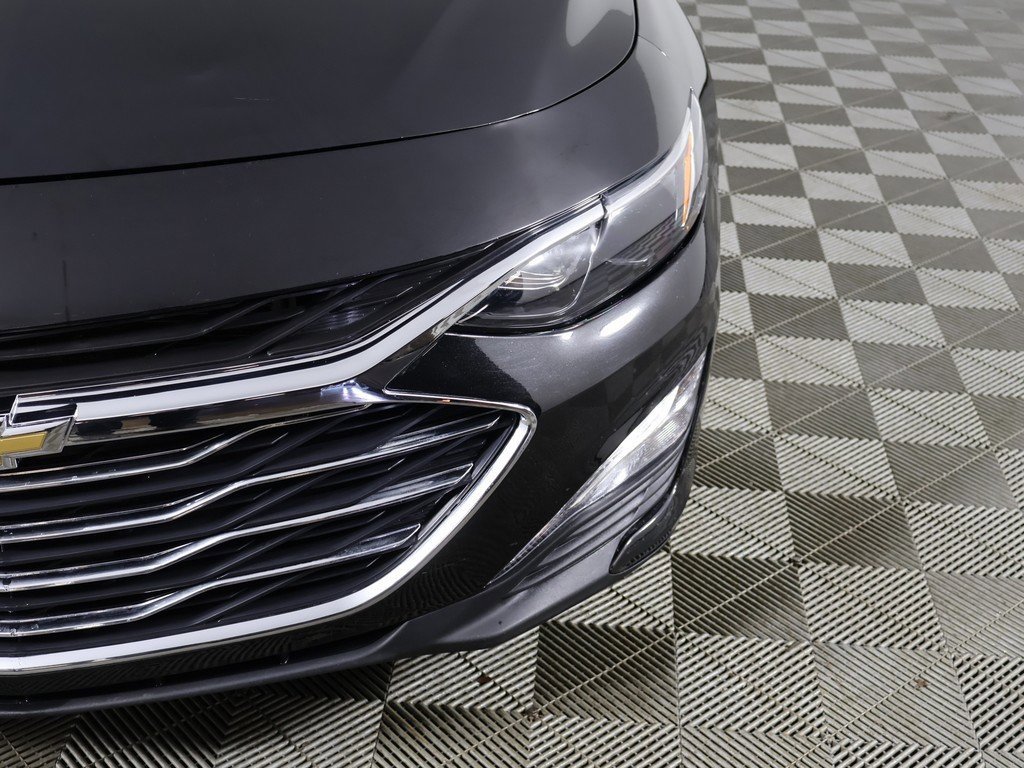 Used 2025 Chevrolet Malibu LS image 11