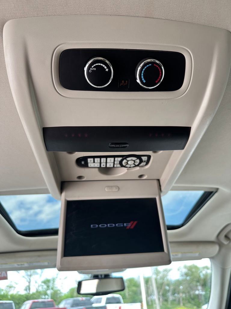 Used 2013 Dodge Durango Citadel w/ Technology Group AWD/4WD image 12