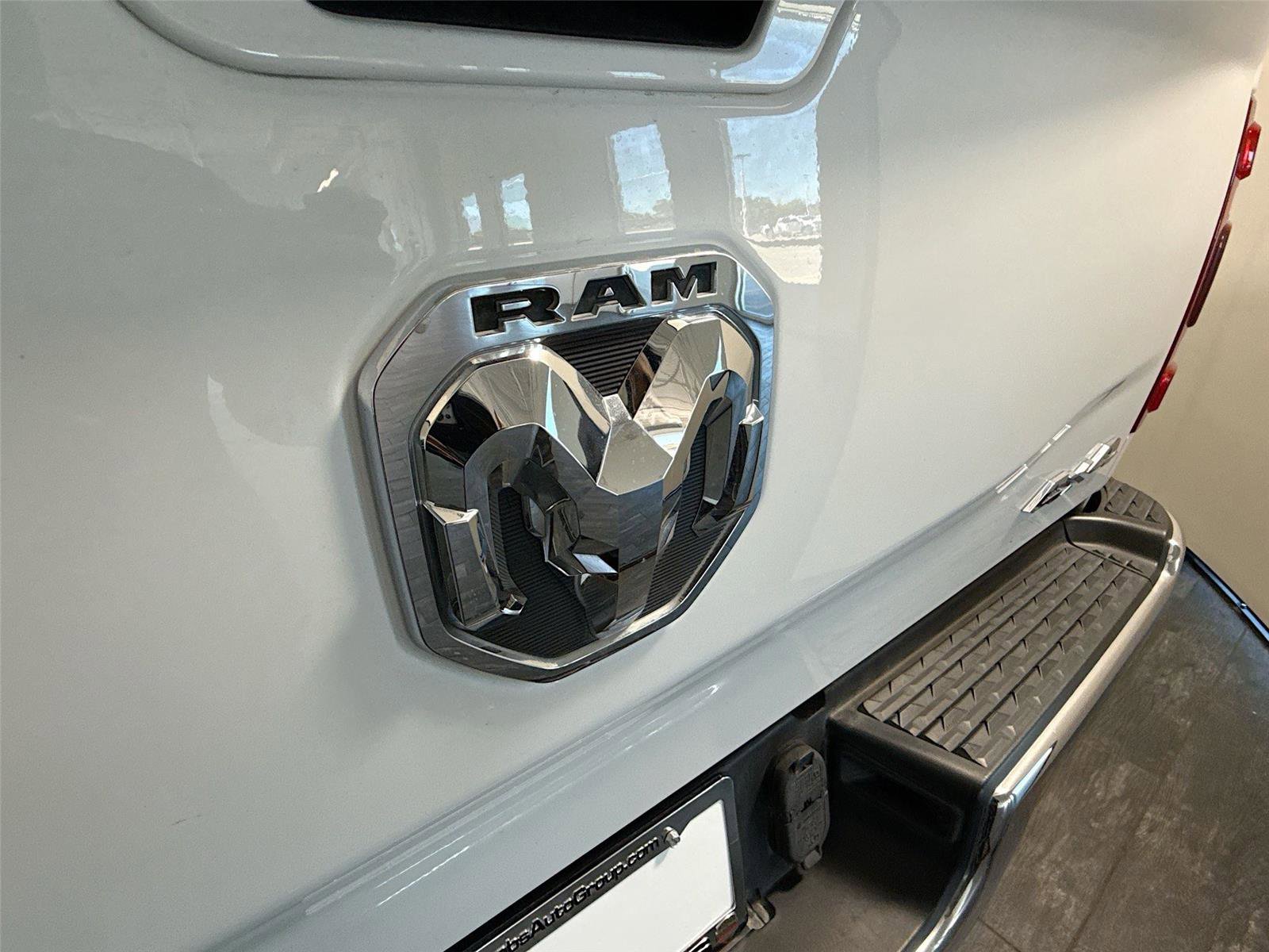 Used 2022 RAM 3500 Big Horn w/ Safety Group B image 15