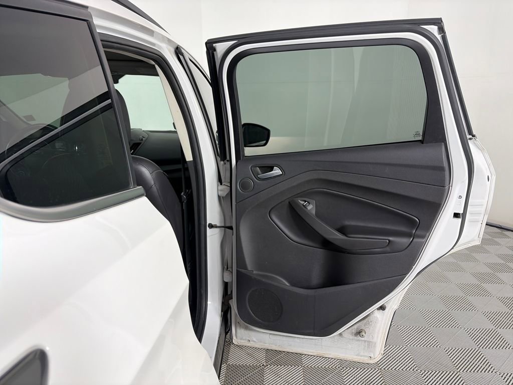 Used 2017 Ford Escape SE w/ SE Leather Comfort Package image 26