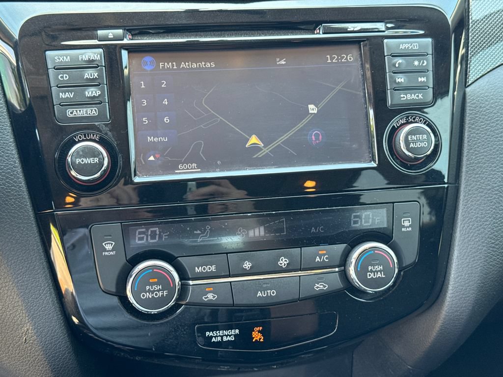 Used 2016 Nissan Rogue SL w/ SL Premium Package FWD image 29