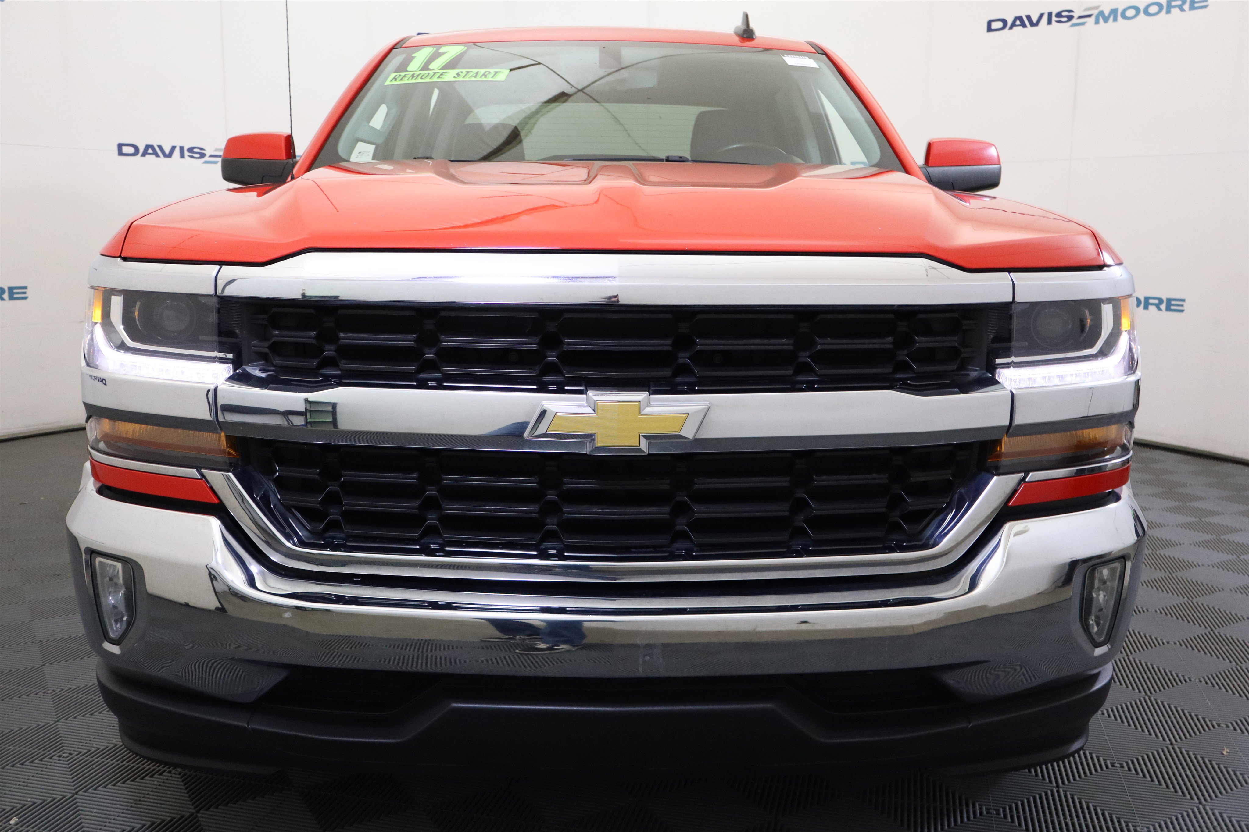 Used 2017 Chevrolet Silverado 1500 LT w/ All Star Edition image 13