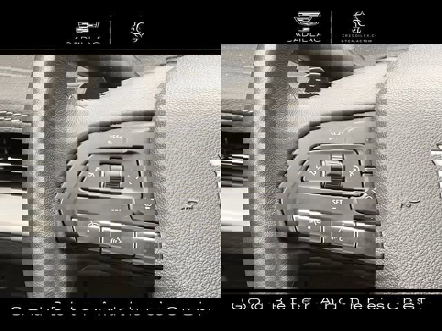 Certified 2025 Cadillac XT4 Premium Luxury FWD image 17