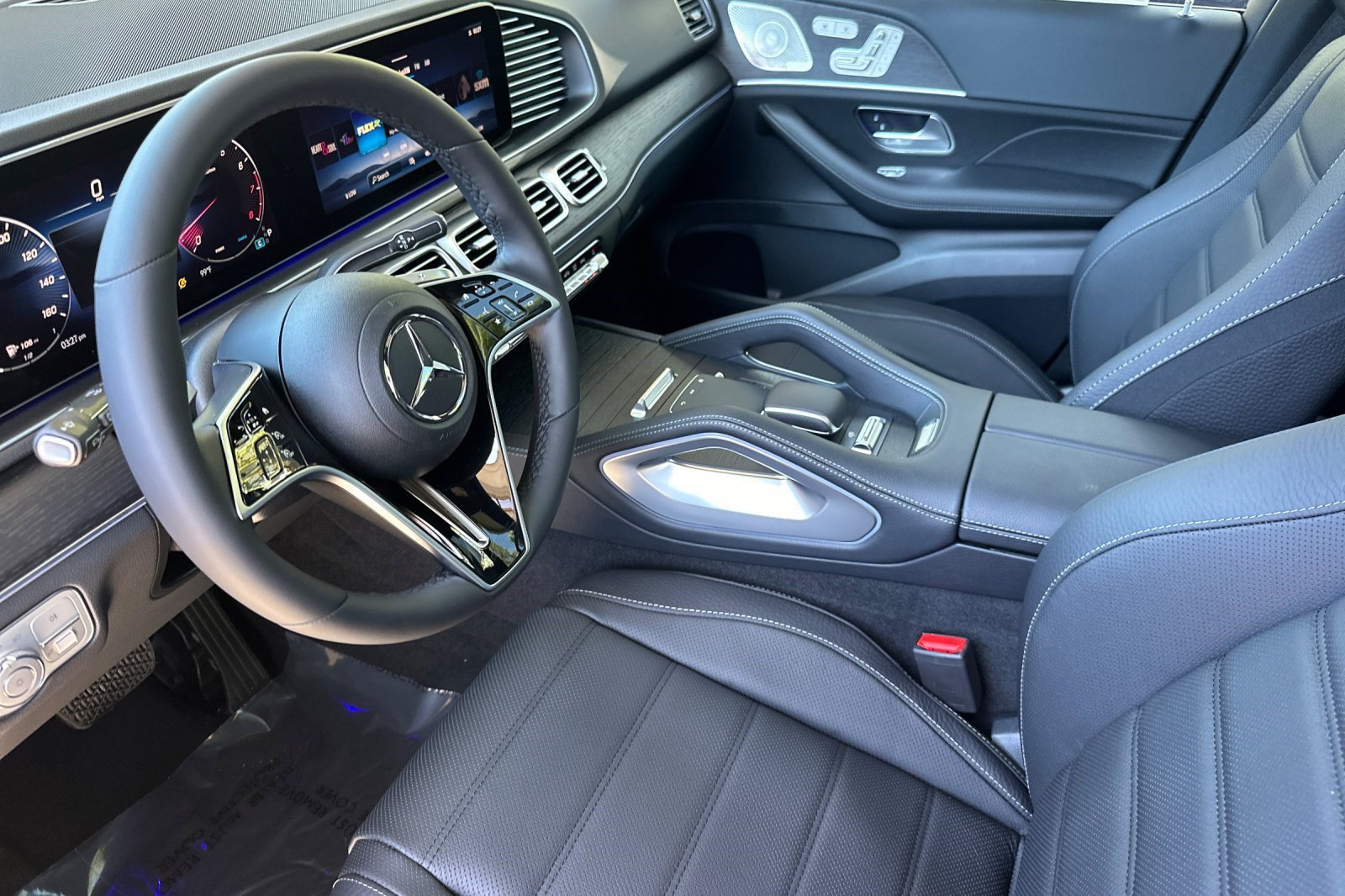 New 2026 Mercedes-Benz GLE 580 4MATIC image 4