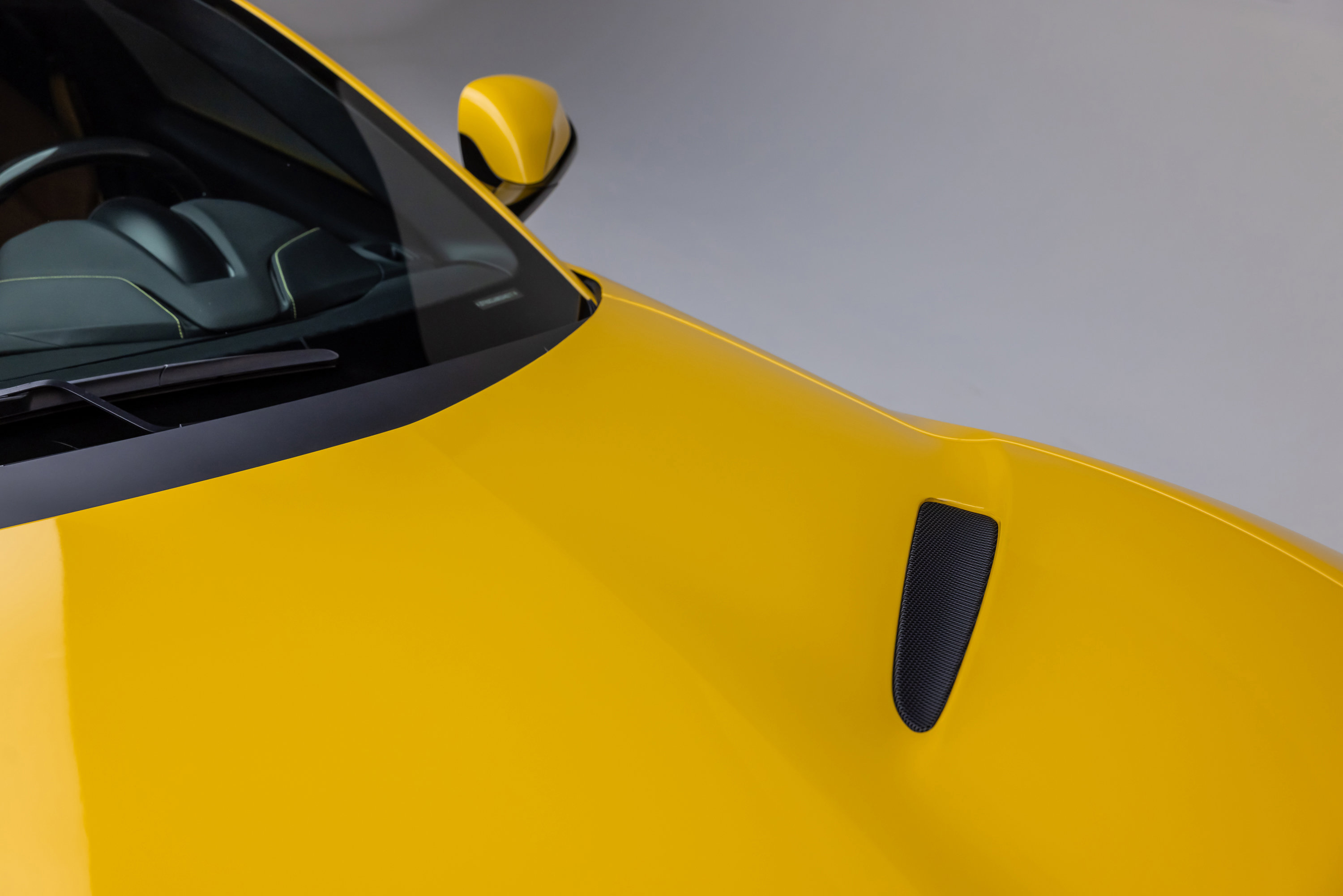 Used 2019 Ferrari 812 Superfast image 41