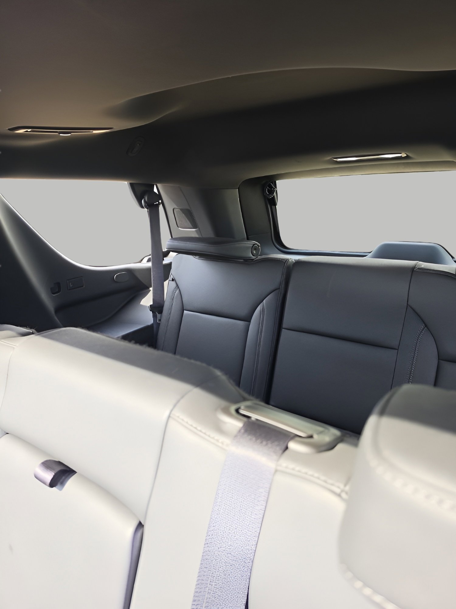 Used 2024 Chevrolet Tahoe Z71 w/ Luxury Package image 14